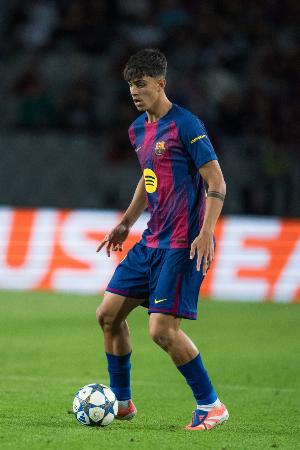 世体：巴萨小将伯纳尔有望再获U21征召，11月出战两场