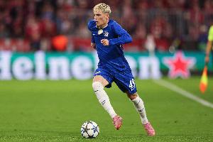 一扫颓势！21岁加纳乔4620万加盟蓝军，006后近4场造4球本场9.7分