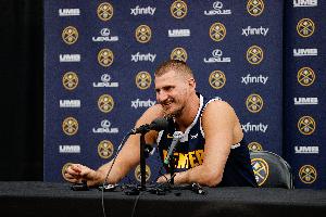 疯狂！约基奇近4战场均31.3分11.3板13.3助 三项命中率70/47/87%