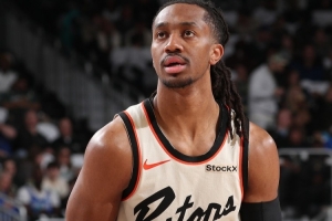 极限三分绝平！詹金斯：从不在关键时刻自我设限 拿到球果断出手