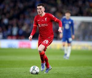 罗伯逊：这样的曼城能击败英超任何对手 那球没吹结果可能不同