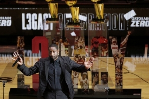 韦德：退役后就不再是焦点了 这一点和娱乐明星没法比