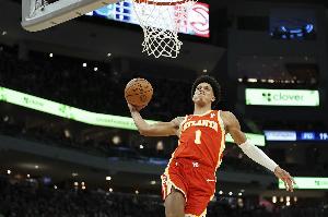 差点四双！新鹰王杰伦-约翰逊爆砍31分18板14助7断 半场20+5+8+5