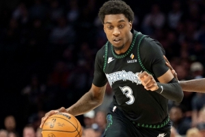 芬奇谈麦丹带伤作战：他的强硬毋庸置疑 因为防守他会受很多冲撞