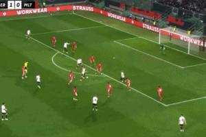 仁迷狂喜比朔夫卡尔德国U21合砍5球1助 21岁泡芙担当中场大闸