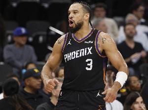 狄龙：裁判的不同吹罚直接改变比赛 你想指出问题还得忍气吞声