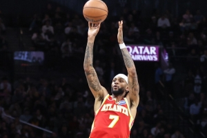 末节15分！亚历山大-沃克18中9砍26分3篮板4助攻 助队末节大逆转