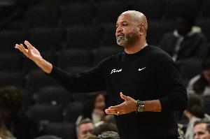 活塞主帅谈十连胜：防守是关键 我们是顶级的转换进攻球队