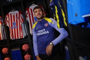 鲁杰里：我每天尽力弥补自己的不足，希望通过努力为球队做出贡献