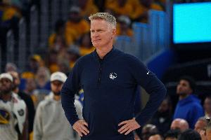 科尔：第二节的罚球确实影响了比赛 魔术第二节罚了18个