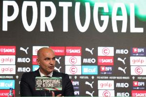 葡萄牙主帅回应部分球员缺少上场时间：这主要看他们集训的表现