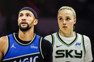 现在是单身！萨格斯直播中透露已经和WNBA球员海莉·范丽丝分手