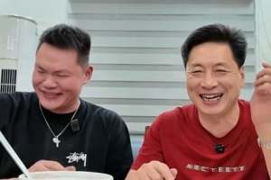 不是一瓶量？李春江to朱芳雨：现在我喝不过你 以前也喝不过你