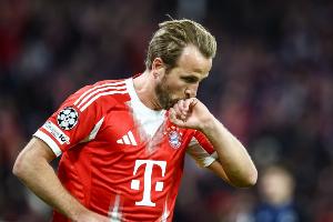 世体：引进小蜘蛛非常困难，巴萨高层越来越关注拜仁射手凯恩