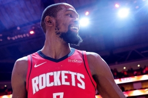 杨毅：真想问KD是否意识到自己软肋 不是说詹姆斯抱团赢你就也行