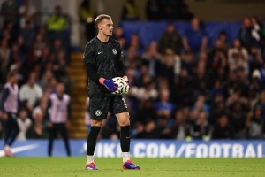 记者：约恩森愿在冬窗寻求离队，切尔西暂无放人计划