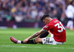 曼晚：舍什科因伤缺席赛前训练，马奎尔和梅努也未现身训练场